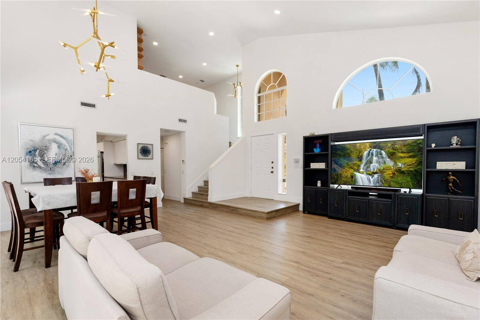 524 Water PtWeston - picture