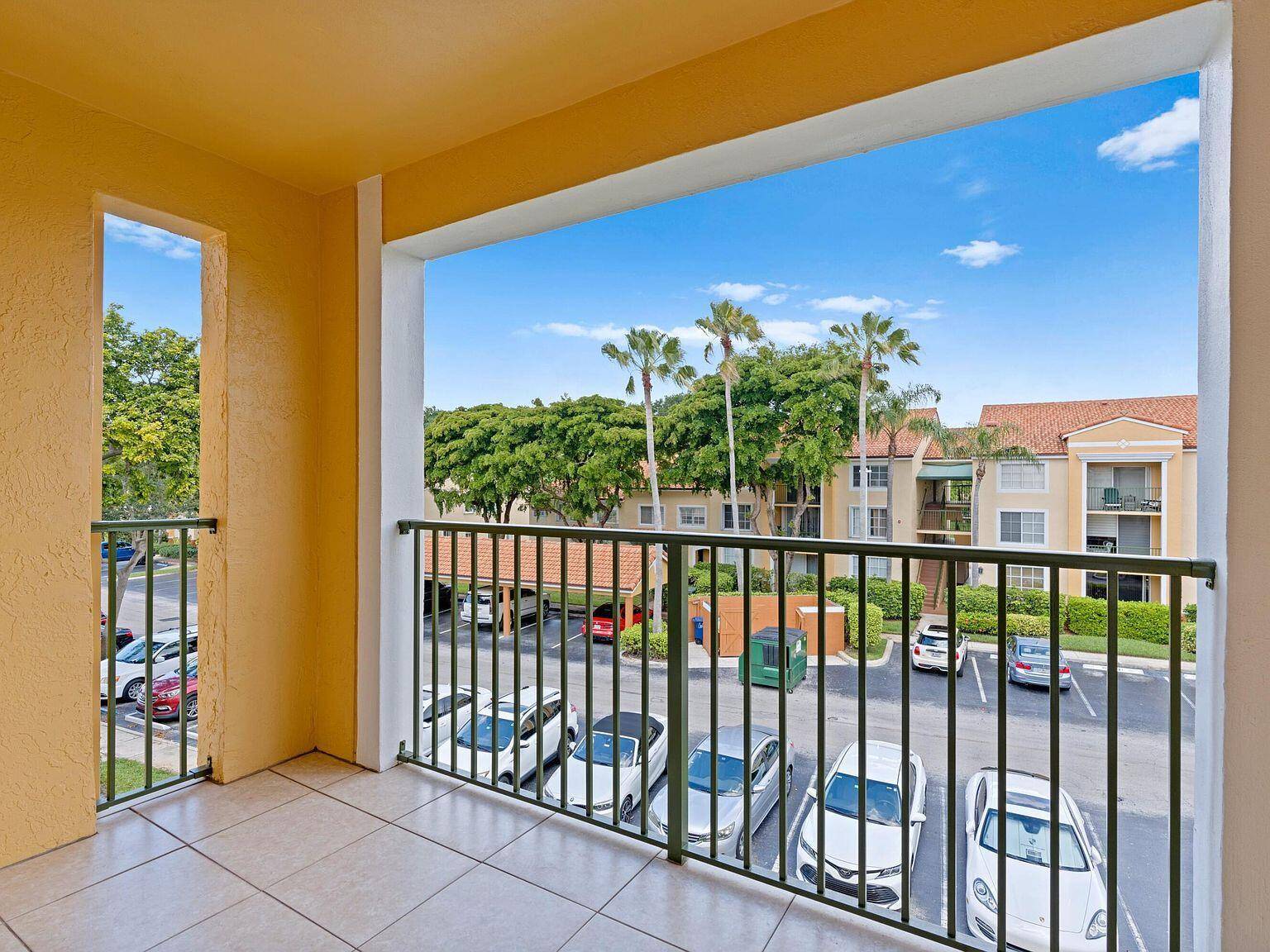 135 Yacht ClubHypoluxo - YACHT CLUB ON THE INTRACOA,The Yacht Club on th condo unit 305 - picture