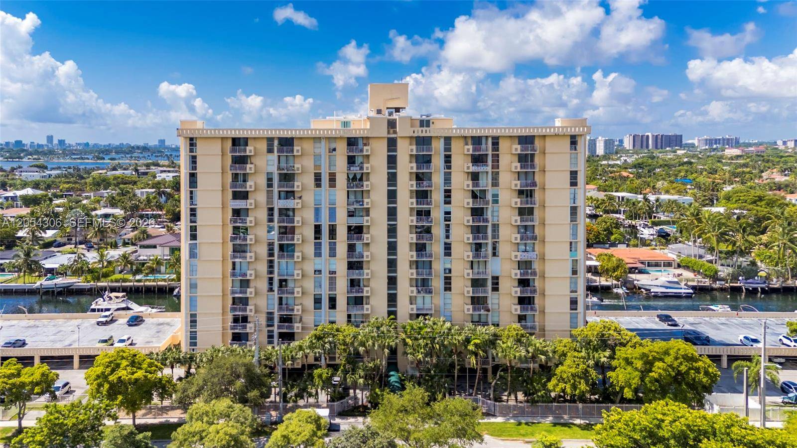 2350 NE 135th StNorth Miami - VECINO DEL MAR CONDO condo unit 1510 - picture
