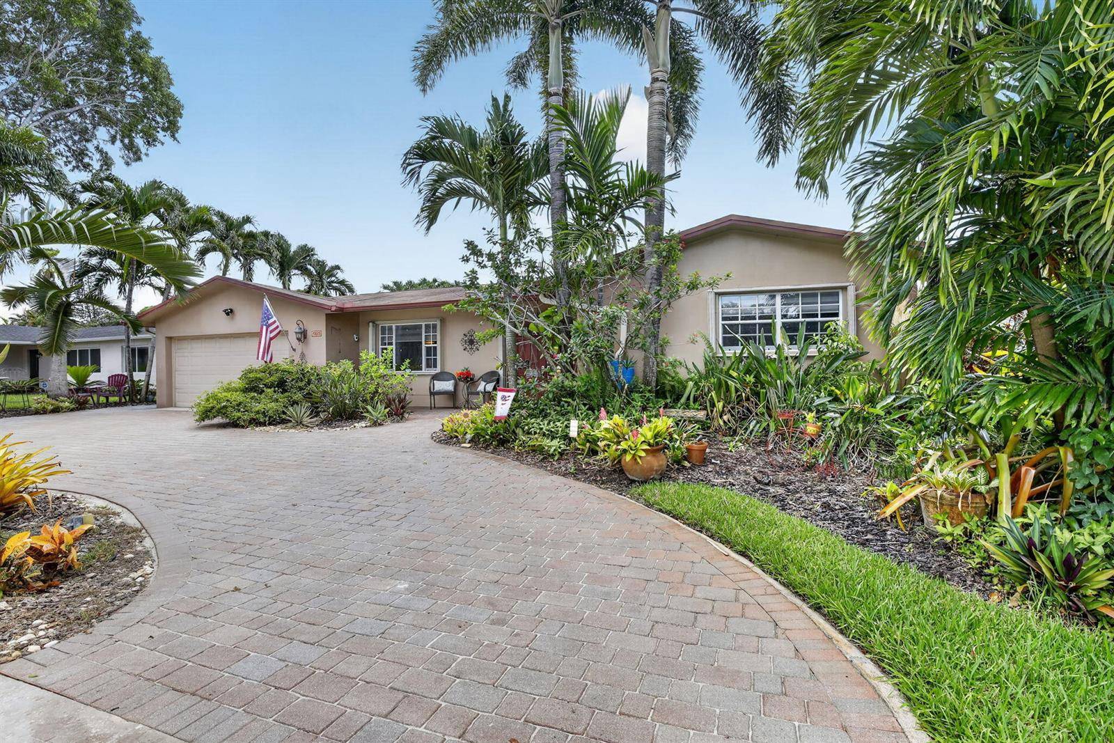 1851 NW 106THPembroke Pines - picture