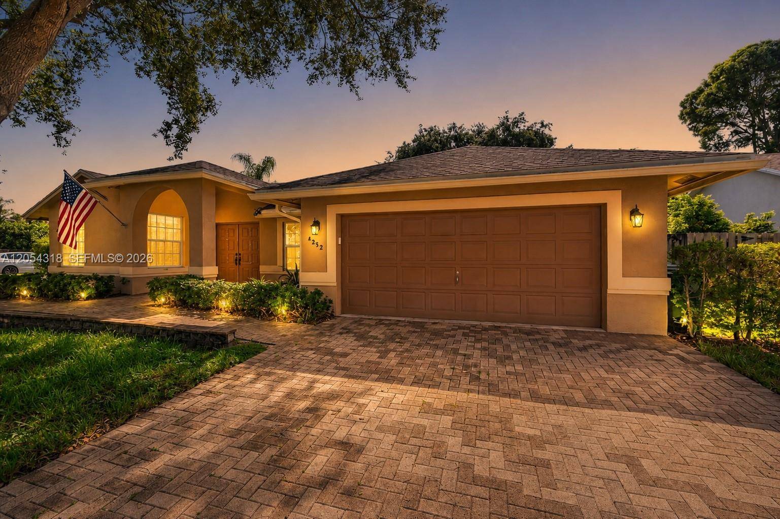 4252 SW 78th DrDavie - picture