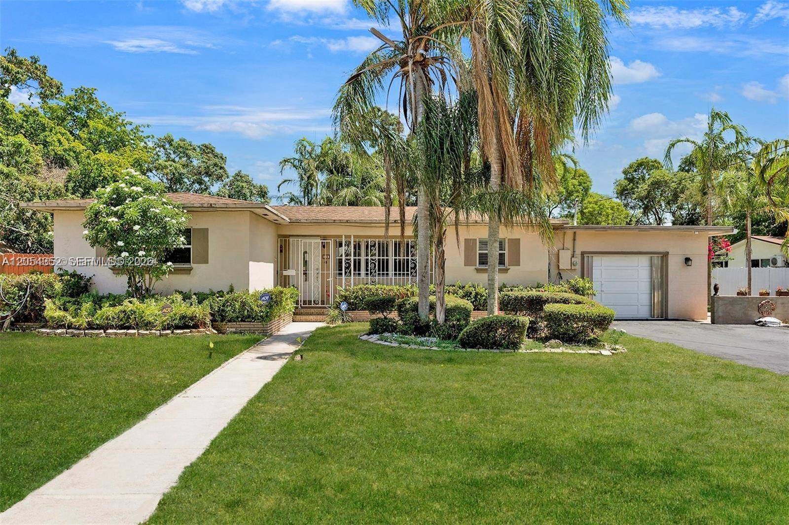 23 SW 8th StHallandale Beach - picture