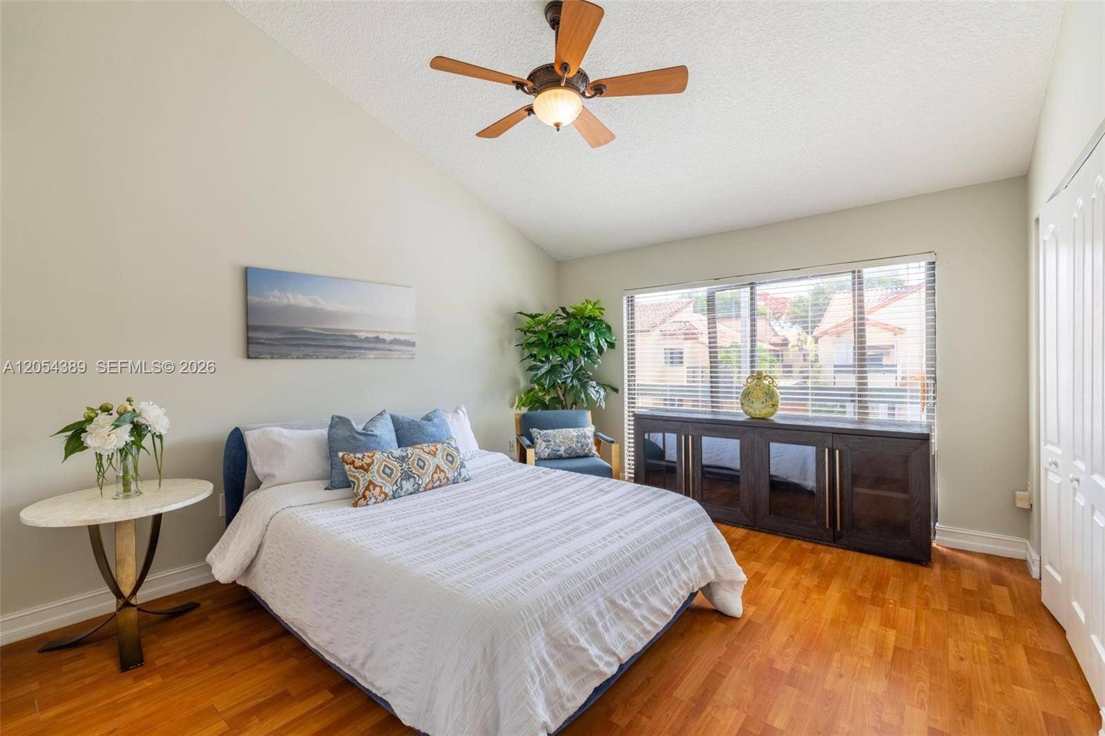 10122 SW 77th CtMiami - picture