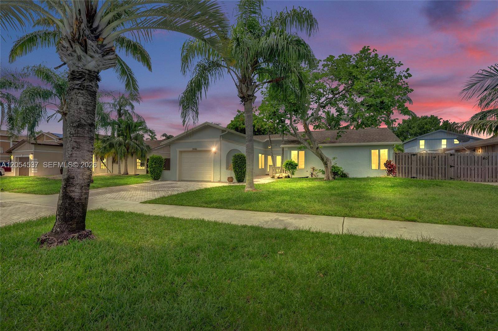 3946 NW 1st DrDeerfield Beach - picture