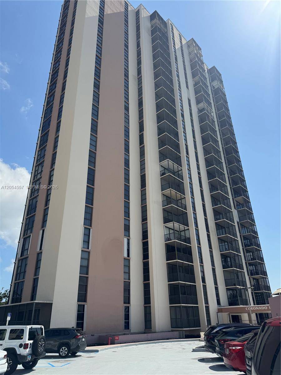 20335 W Country Club DrAventura - CORONADO CONDO TOWER II condo unit 1206 - picture