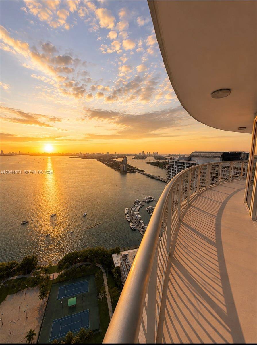 1750 N Bayshore DrMiami - OPERA TOWER CONDO condo unit 4201 - picture