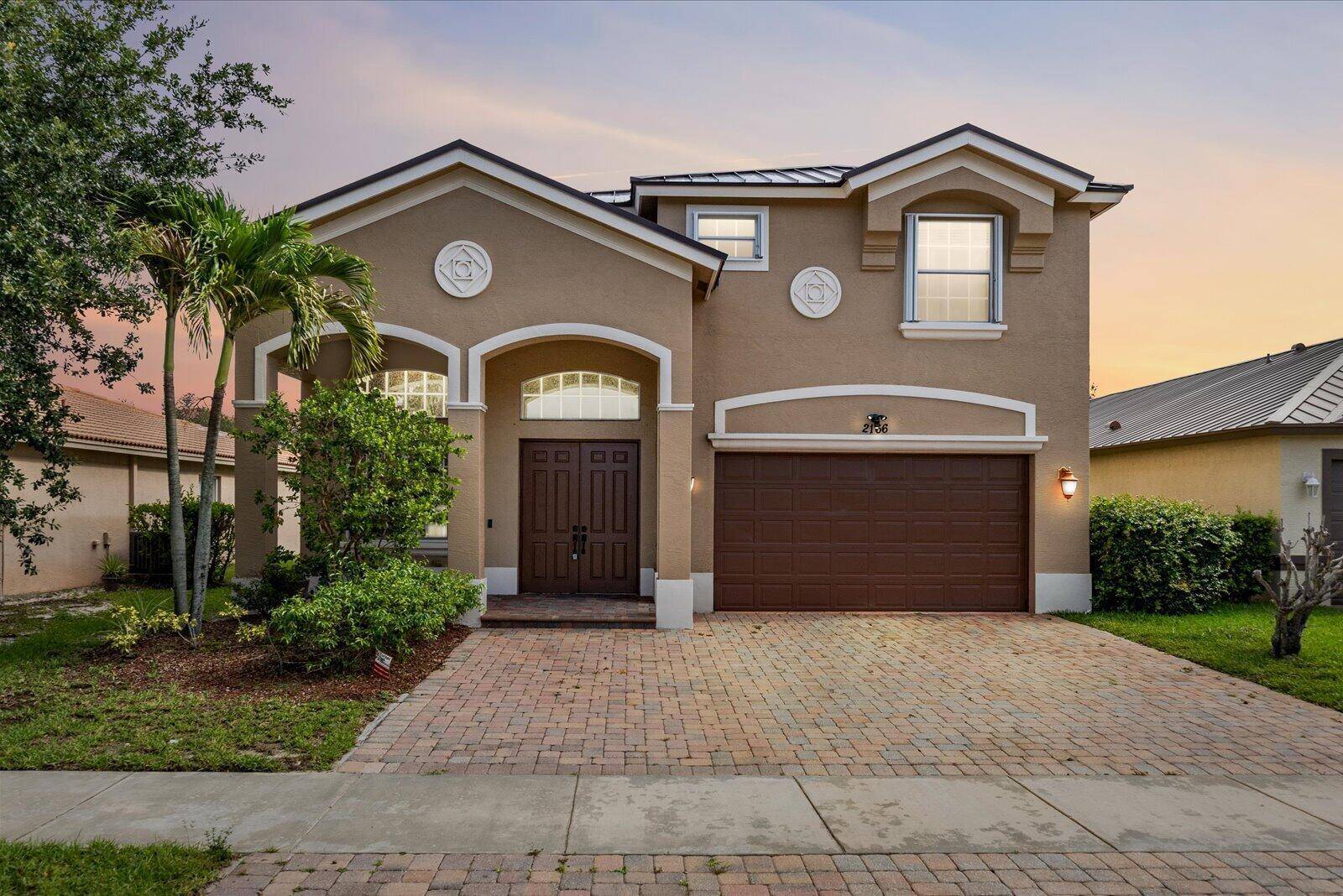 2166 SW NEWPORT ISLESPort St. Lucie - picture