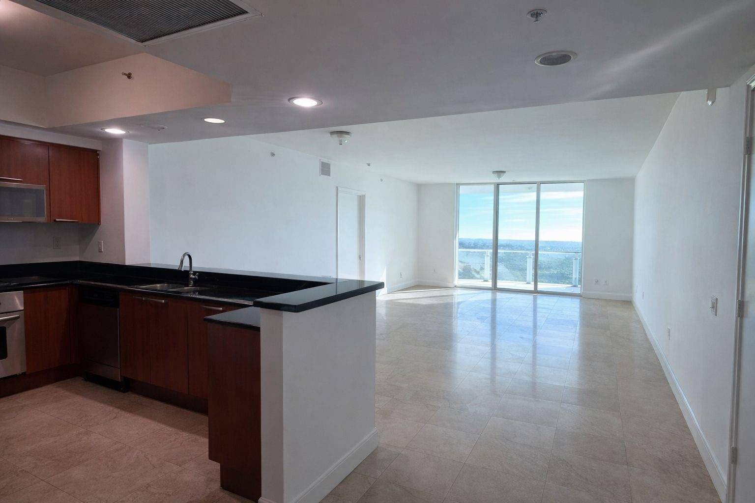 14951 ROYAL OAKSNorth Miami - THE OAKS I CONDO condo unit 1607 - picture