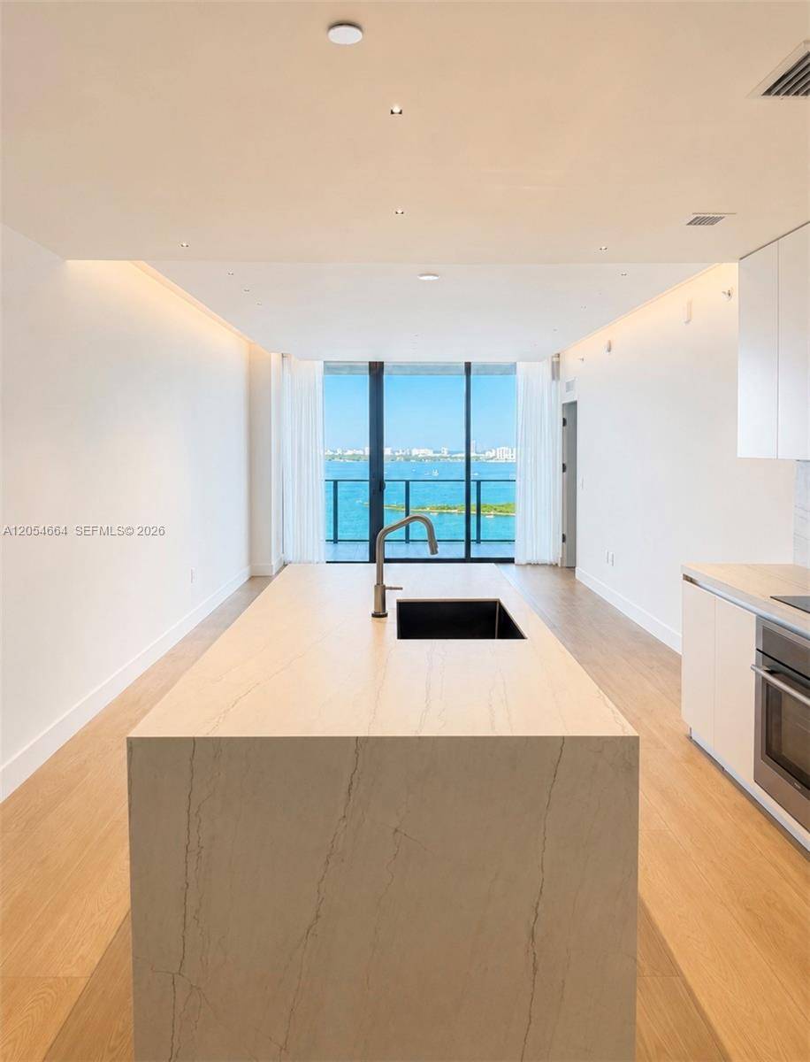 711 NE 23rd TerMiami - condo unit 2404 - picture