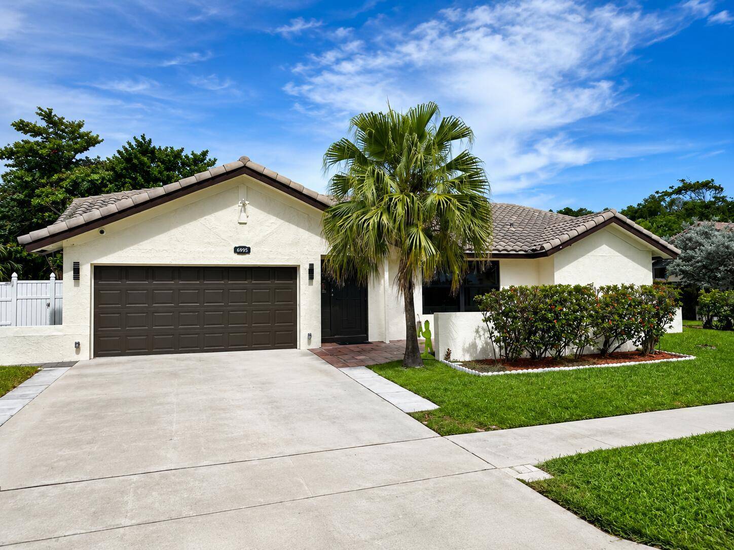 6995 NW 5THBoca Raton - picture