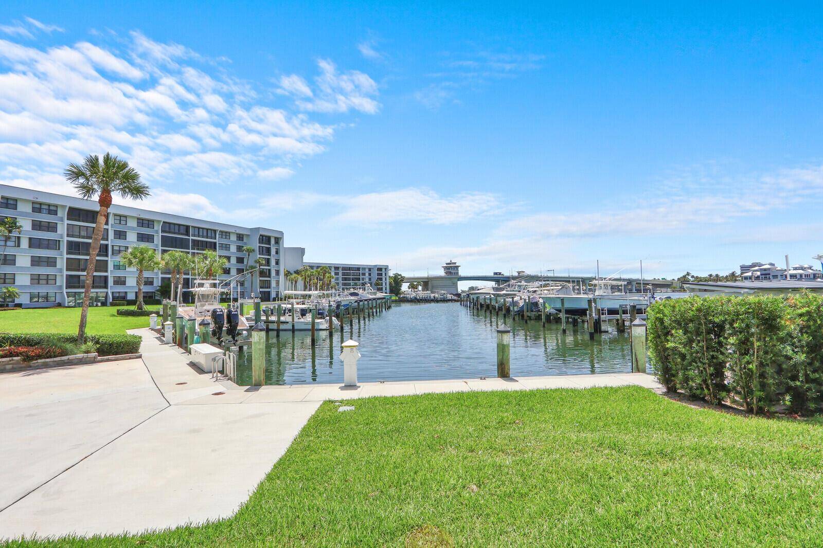 1648 Jupiter CoveJupiter - JUPITER COVE condo unit 214 - picture