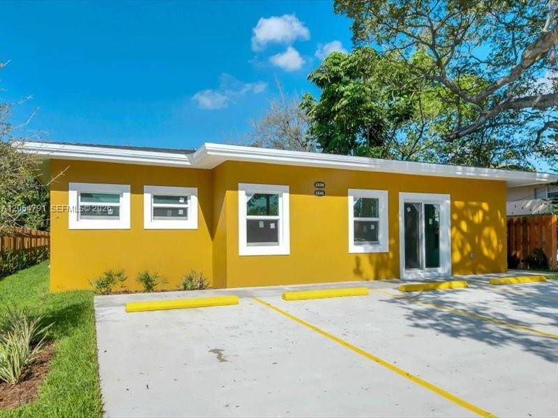 1541 SW 44 AVEFort Lauderdale - picture