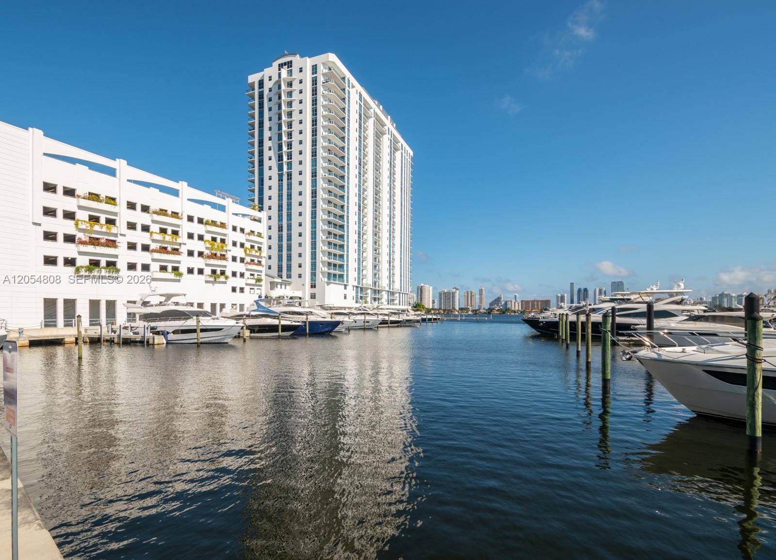 17301 Biscayne BlvdNorth Miami Beach - MARINA PALMS RESIDENCES N condo unit 1609 - picture