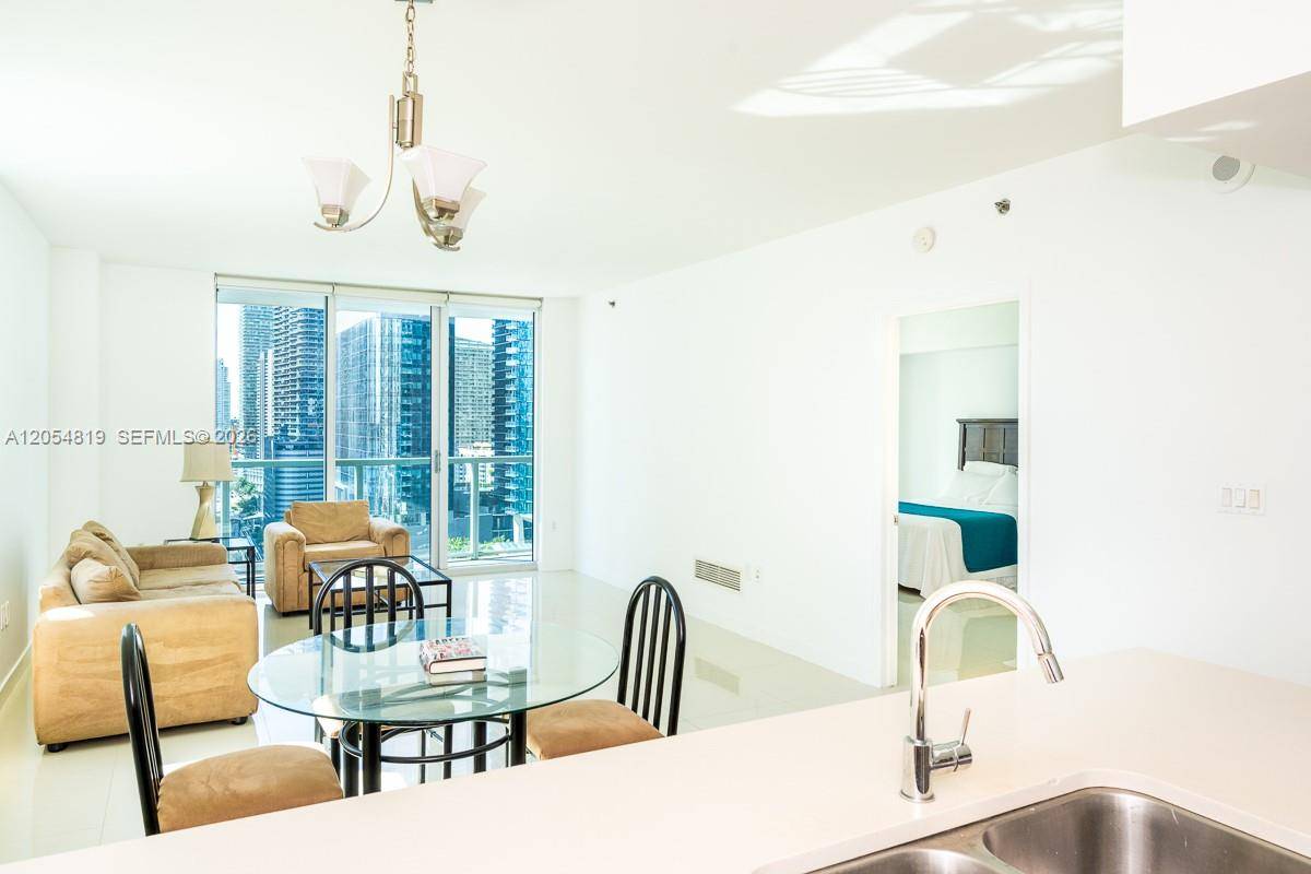 55 SE 6 STREETMiami - 500 BRICKELL condo unit 2210 - picture