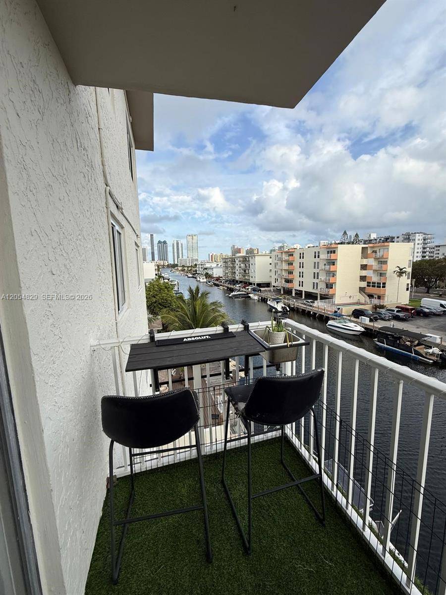 3536 NE 168th StNorth Miami Beach - VENICE ISLE CONDO condo unit 403 - picture