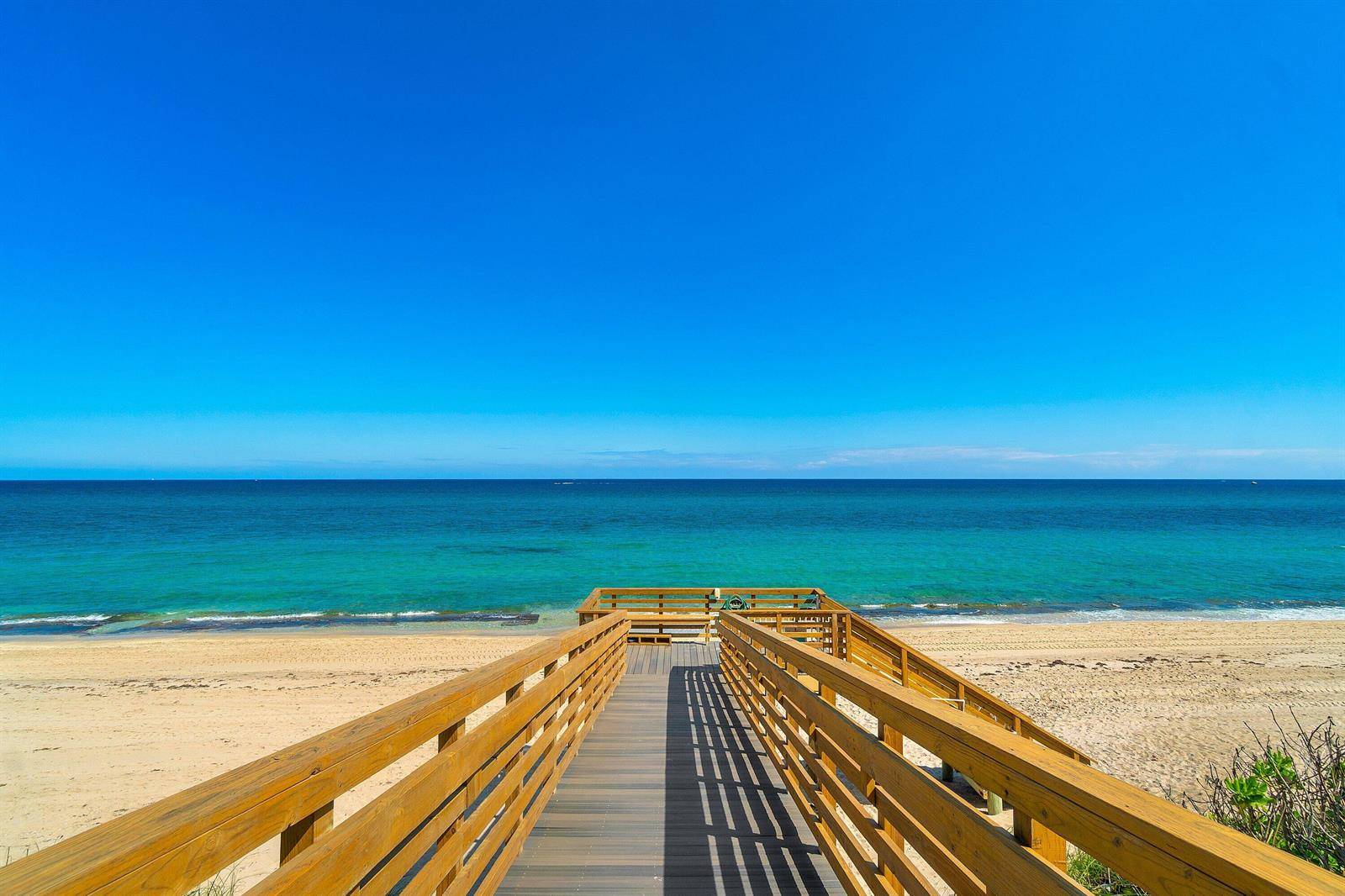 3360 S OCEANPalm Beach - THIRTY-THREE SIXTY CONDO condo unit 5 A I - picture