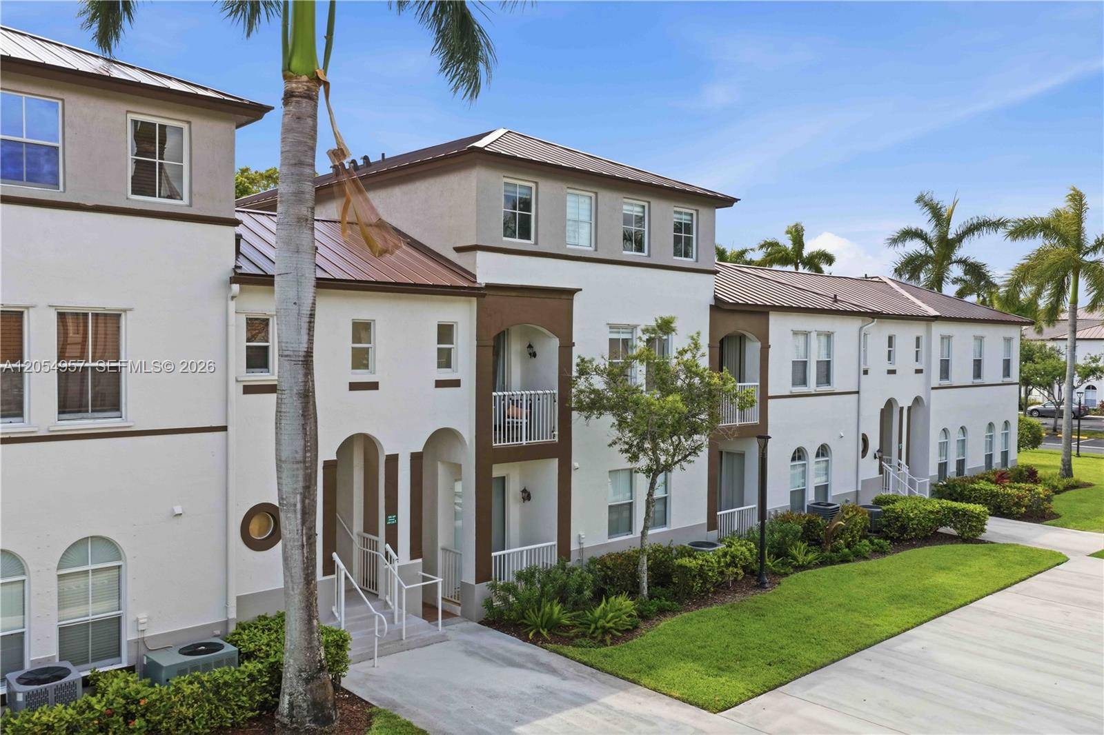 4425 SW 160th AveMiramar - COURTYARDS ONE CONDO condo unit 213 - picture