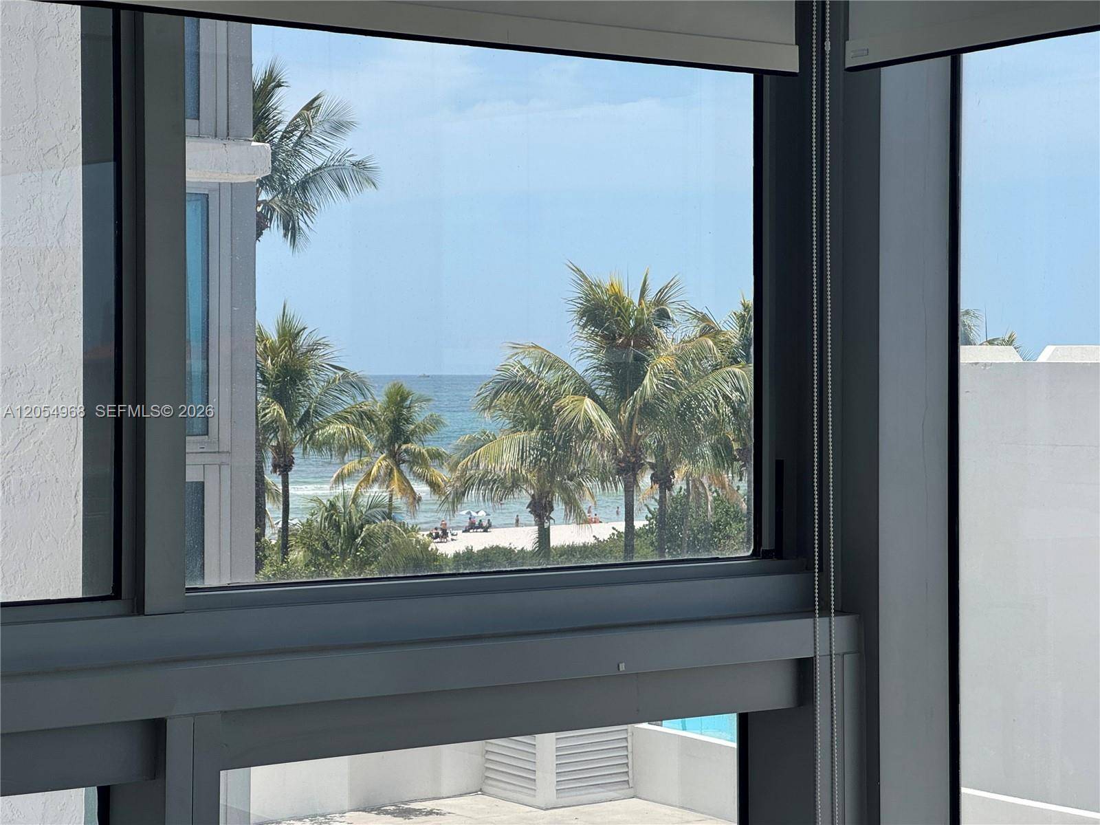 2655 Collins AveMiami Beach - MIRASOL OCEAN TOWERS COND condo unit 608 - picture