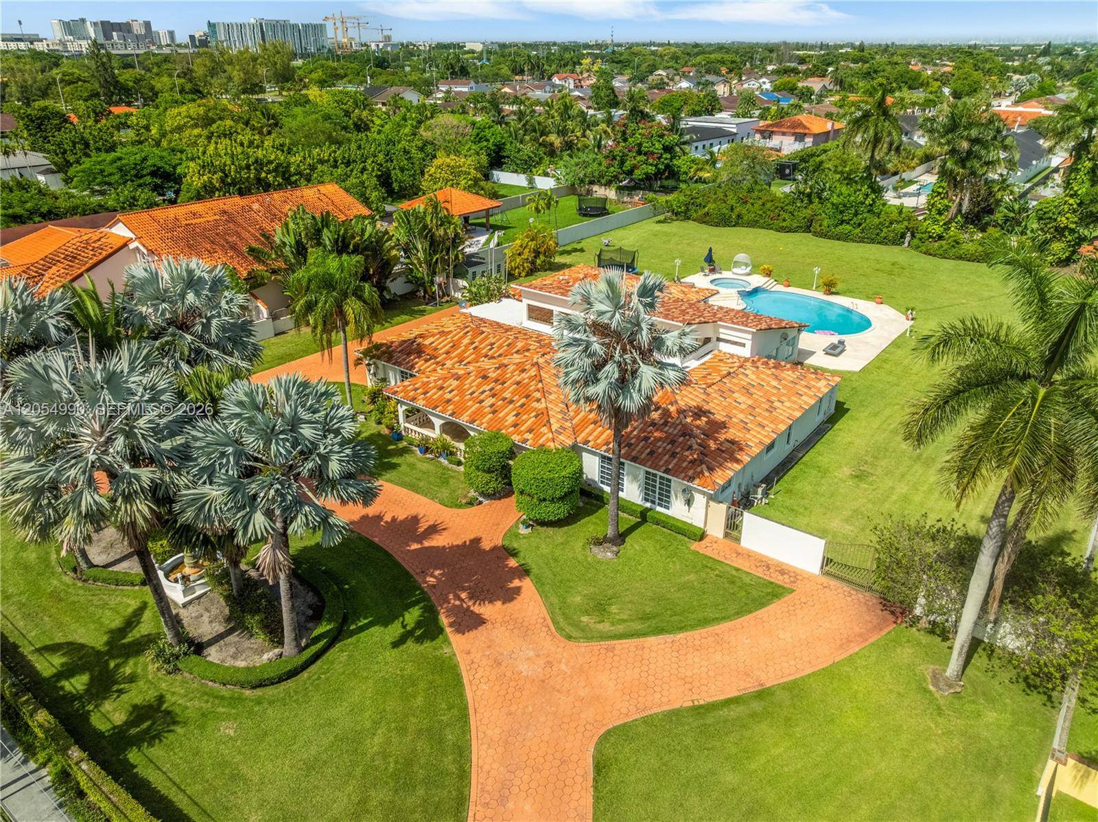 2605 SW 115th AveMiami - picture