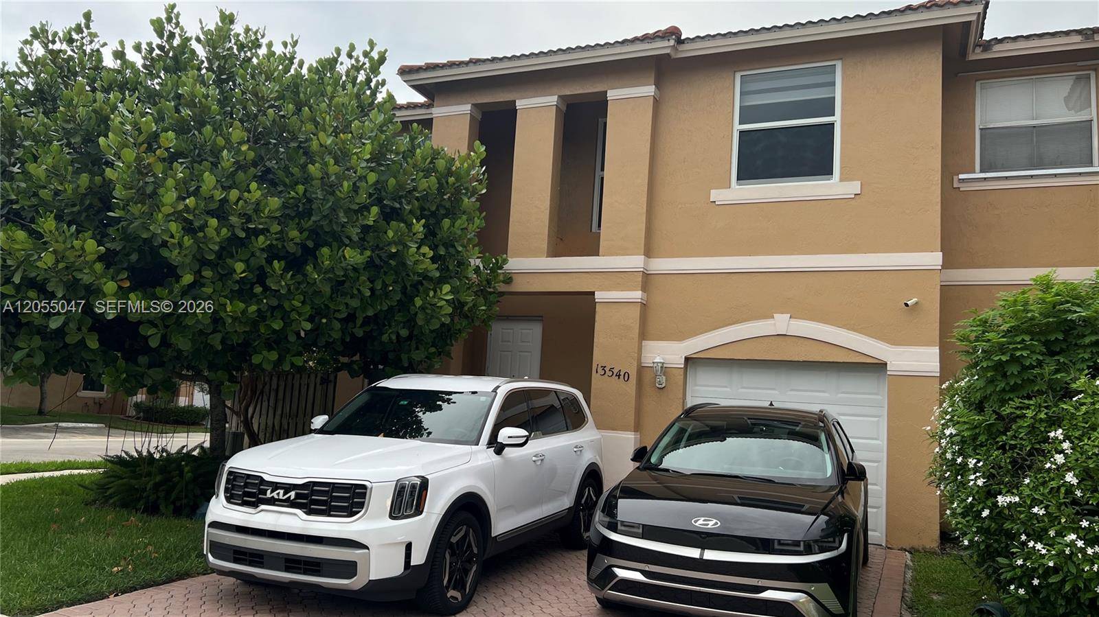 13540 NW 7th CtPembroke Pines - PEMBROKE FALLS PHASE 3 condo unit 13540 - picture