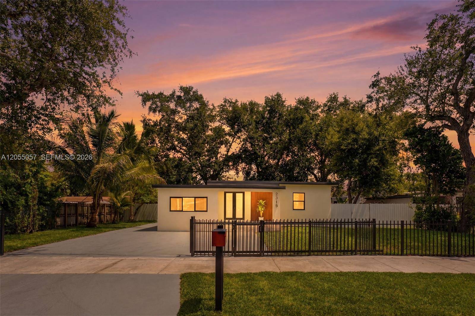 2315 NW 97th StMiami - picture