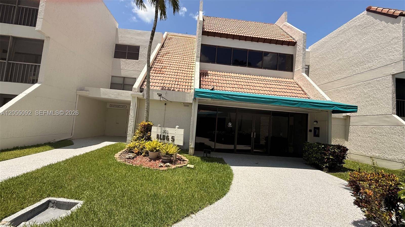 303 Racquet Club RdWeston - RACQUET CLUB APTS AT BONA condo unit 206 - picture