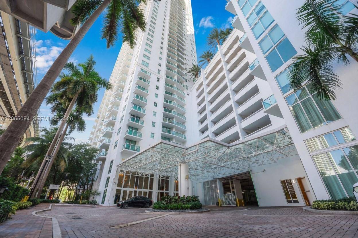 31 SE 5th StMiami - BRICKELL ON THE RIVER N T condo unit 3712 - picture