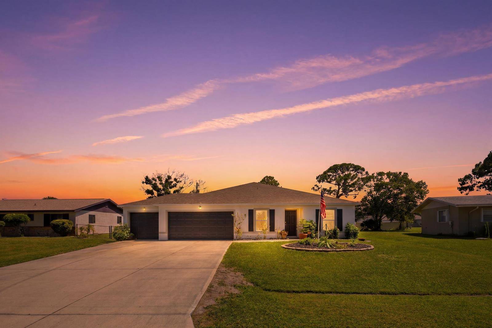 150 SW LancasterPort St. Lucie - picture