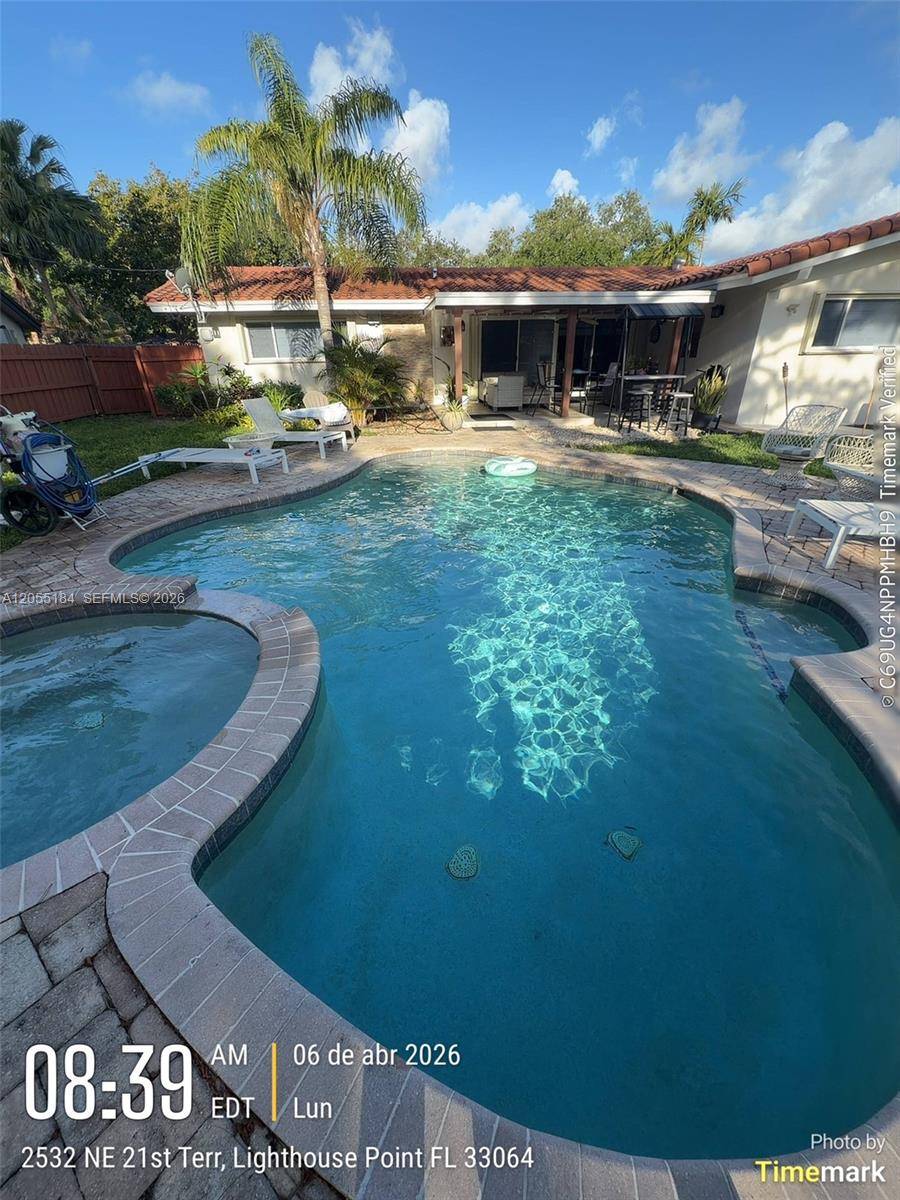 2532 NE 21 st TerraceLighthouse Point - picture