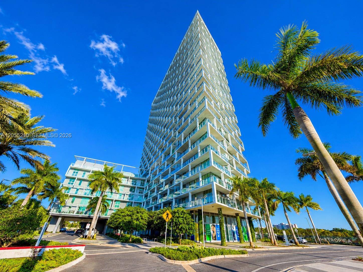 2000 METROPICA WAYSunrise - METROPICA NORTH TOWER ONE condo unit 2208 - picture