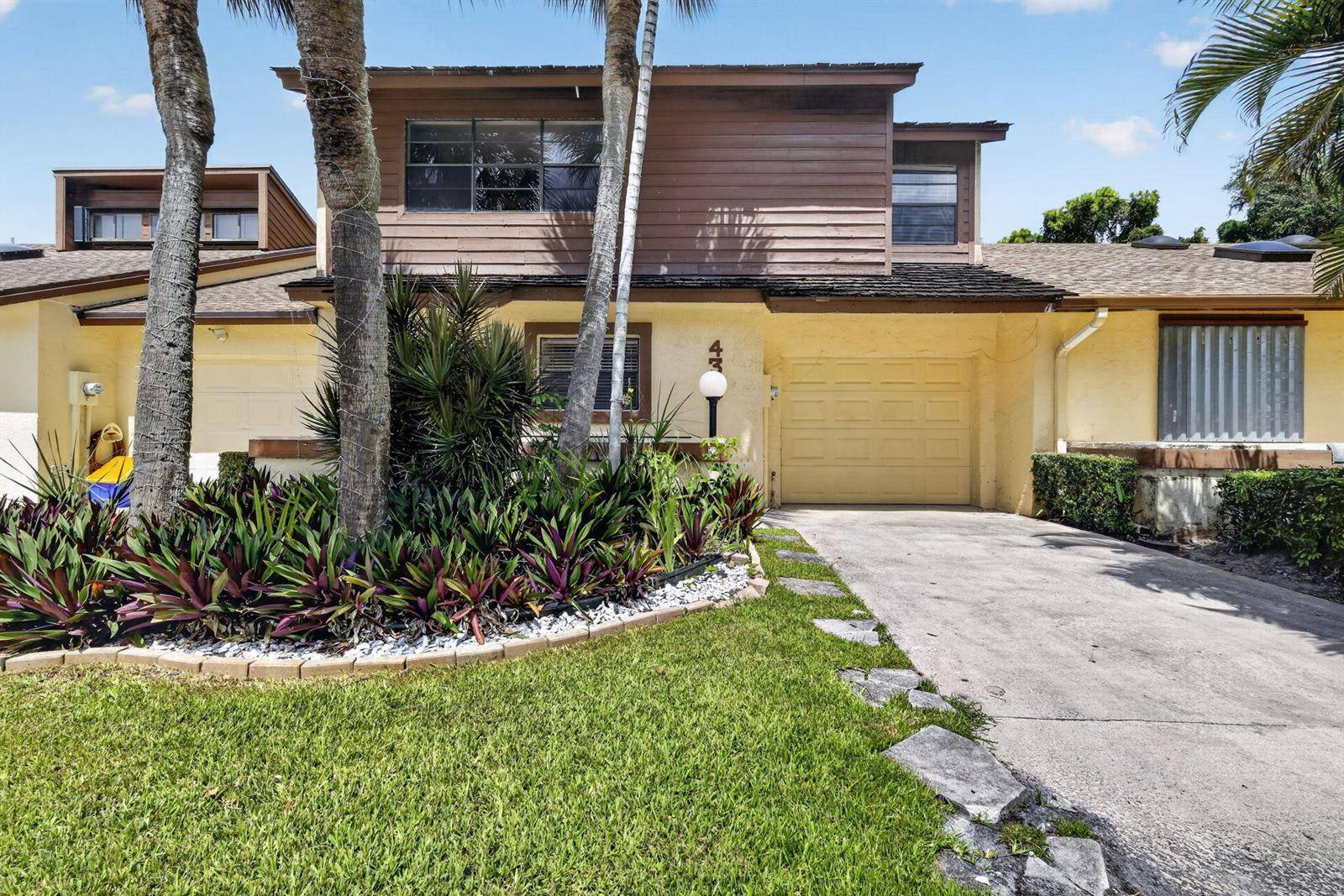 4397 RendeLake Worth - picture