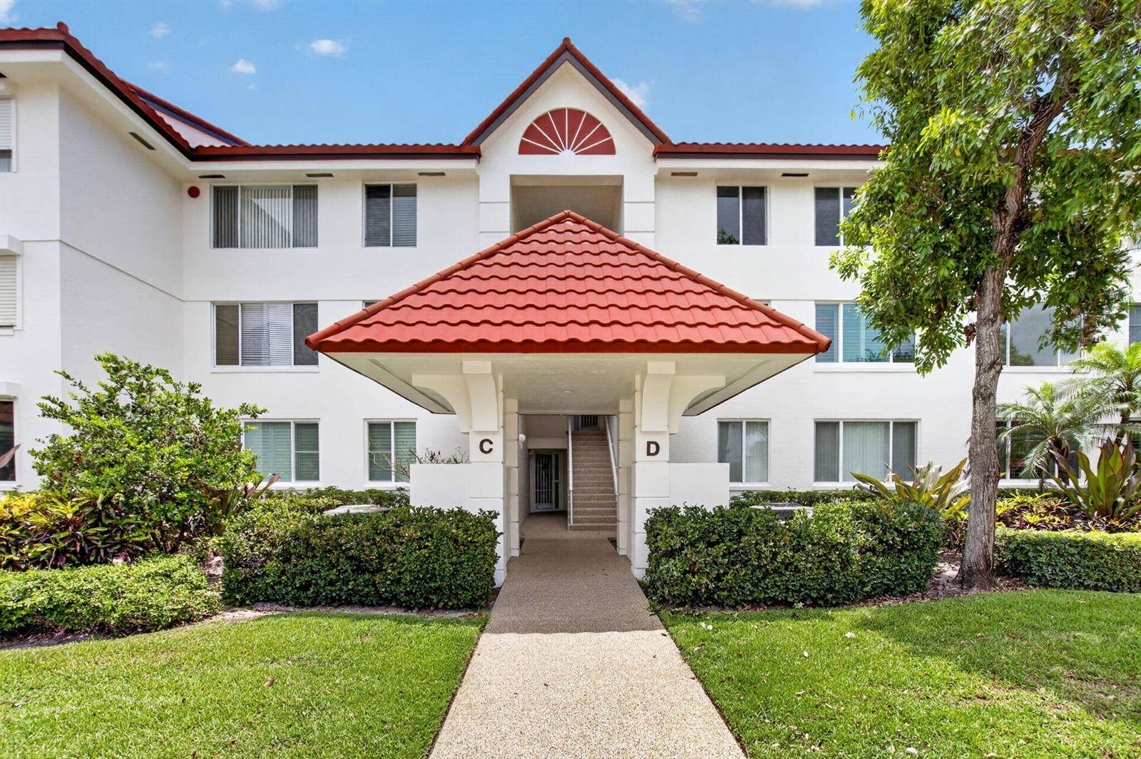 104 HALF MOONHypoluxo - HALF MOON BAY CONDO condo unit D2 - picture