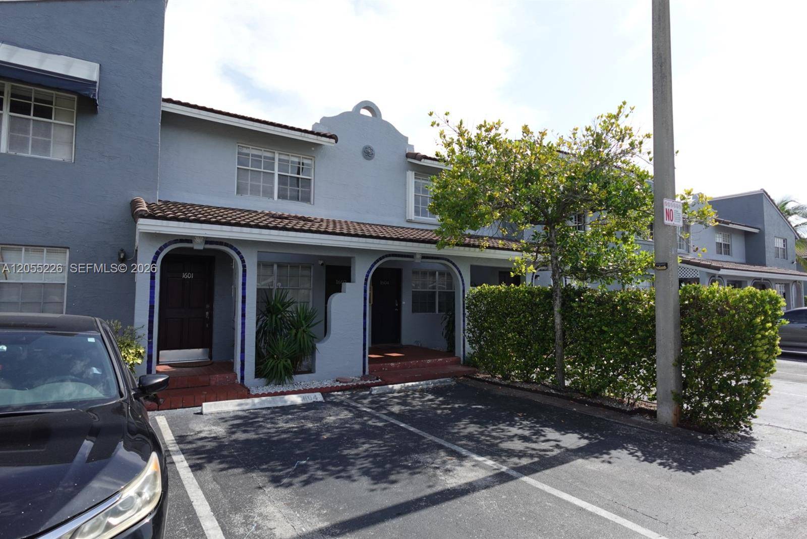 7030 NW 173rd DrHialeah - LAGO DEL REY CONDO condo unit 1602 - picture