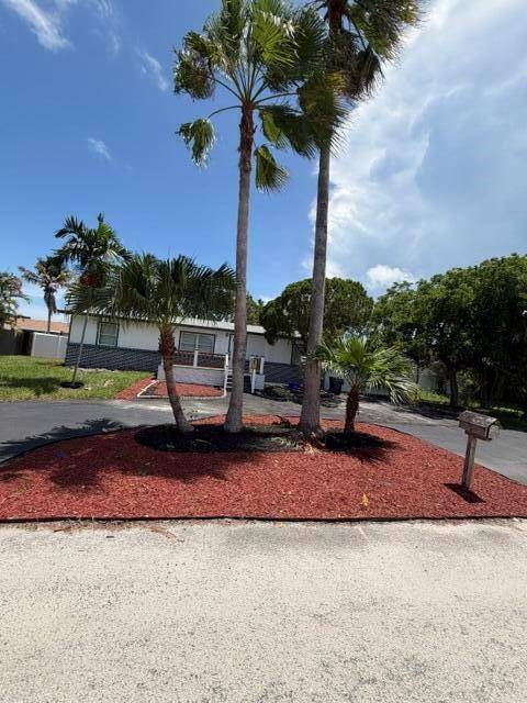 3040 TROPICALLake Worth - picture