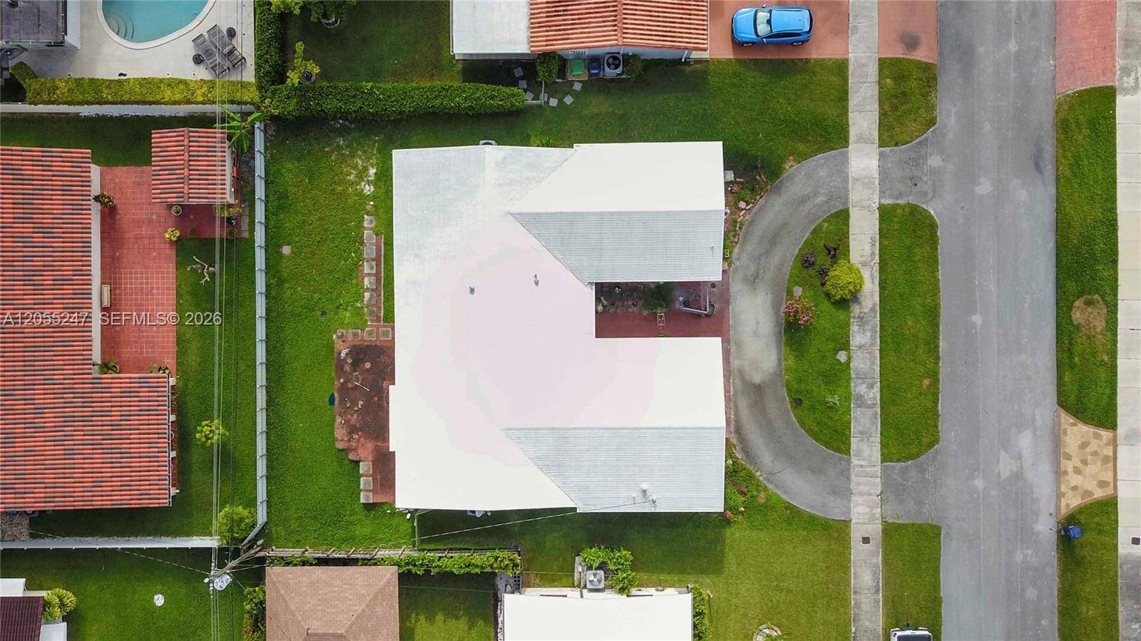 12465 SW 33rd StMiami - picture