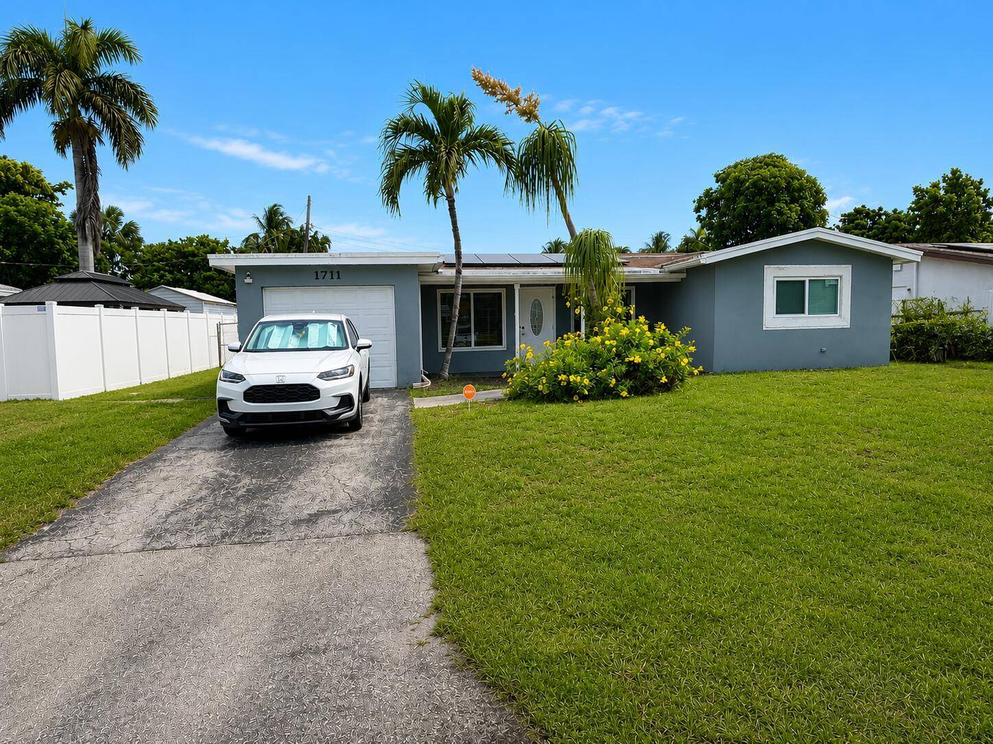 1711 NE 41STPompano Beach - picture