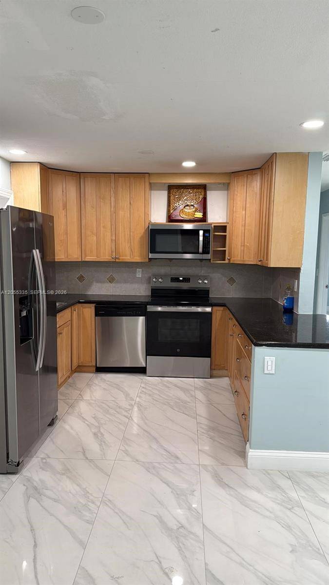 9 SE 10th CtDeerfield Beach - picture