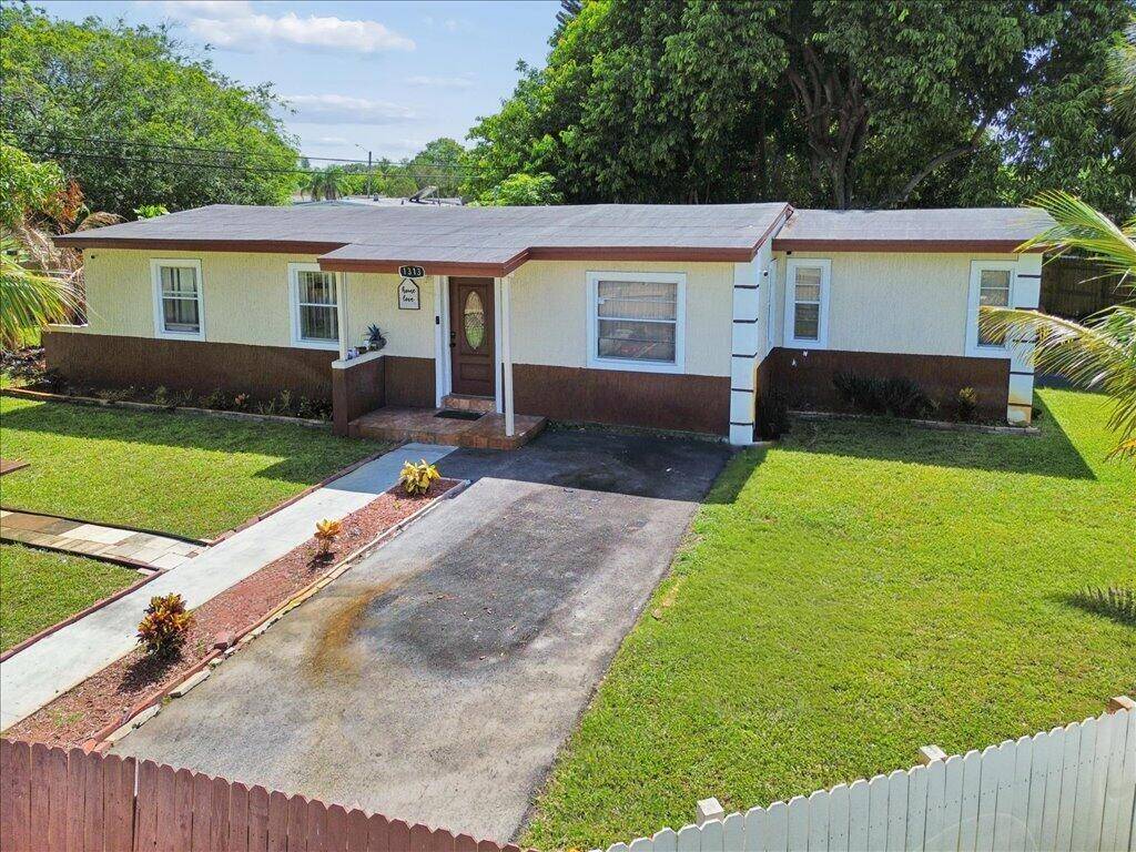1313 NW 13THFort Lauderdale - picture