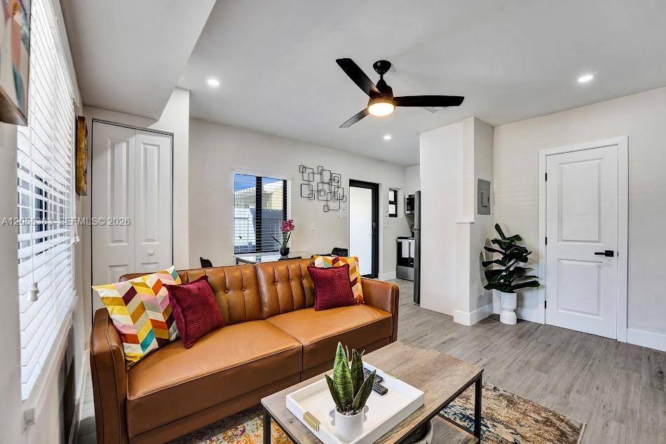 1405 N Andrews AveFort Lauderdale - PROGRESSO condo unit 2 - picture