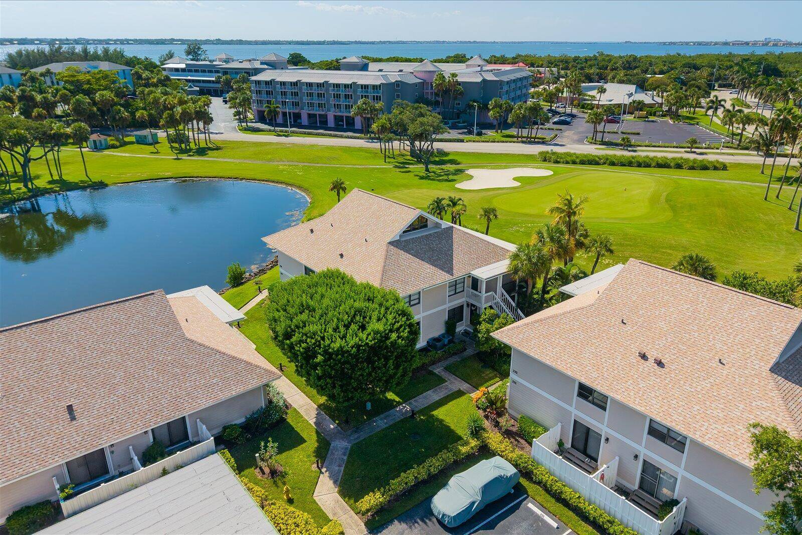 333 NE GOLFVIEWHutchinson Island - picture