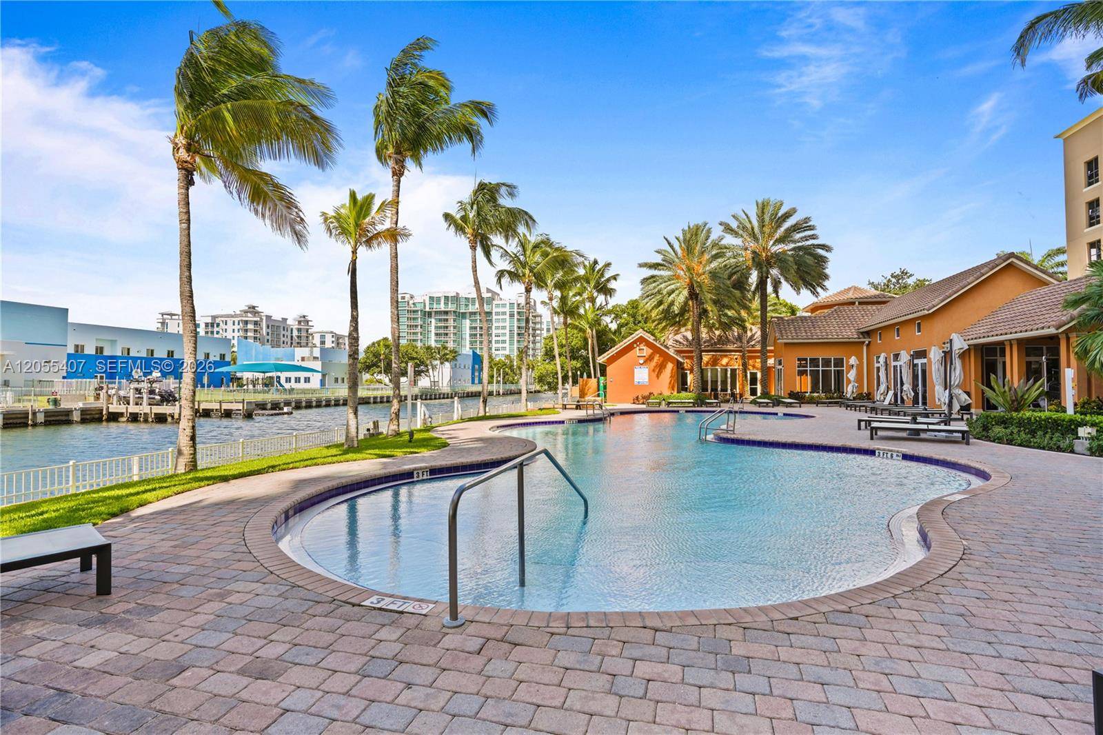 3330 NE 190th StAventura - AVENTURA MARINA CONDO NUM condo unit 1010 - picture