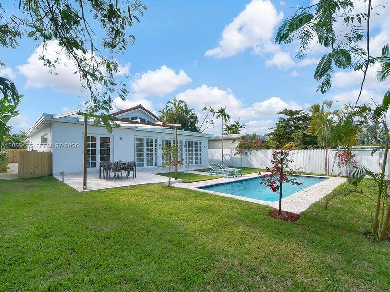 1365 DAYTONIA RDMiami Beach - picture