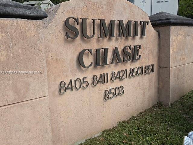 8405 NW 8th StMiami - SUMMIT CHASE CONDO condo unit 201 - picture