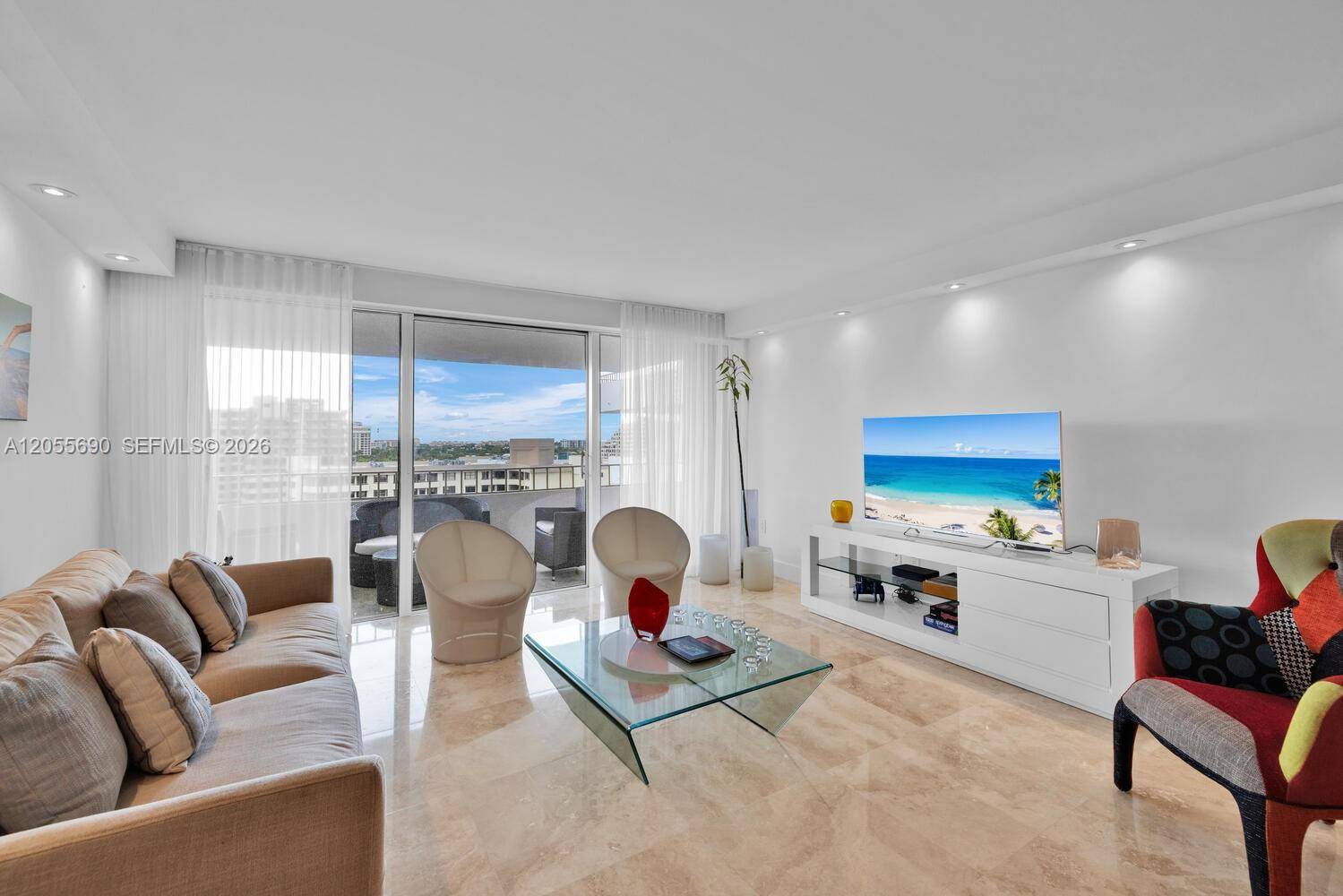 155 Ocean Lane DrKey Biscayne - COMMODORE CLUB WEST CONDO condo unit 1111 - picture