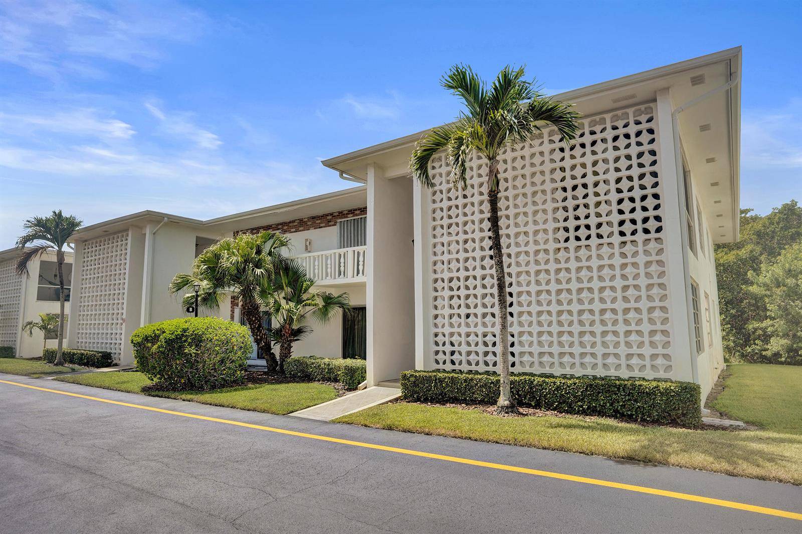 4501 S OceanSouth Palm Beach - SOUTH PALM BEACH VILLAS CO condo unit B3 - picture