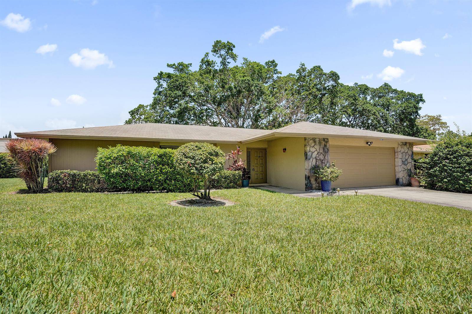 738 NW 24THDelray Beach - picture