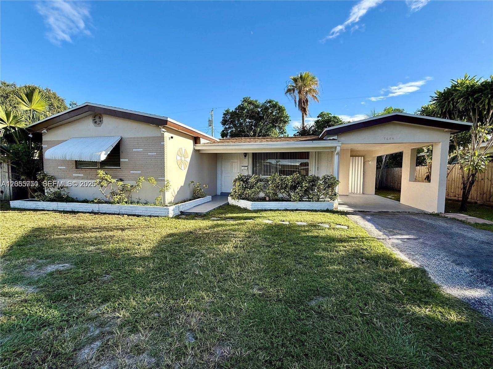 7654 Indigo StMiramar - picture