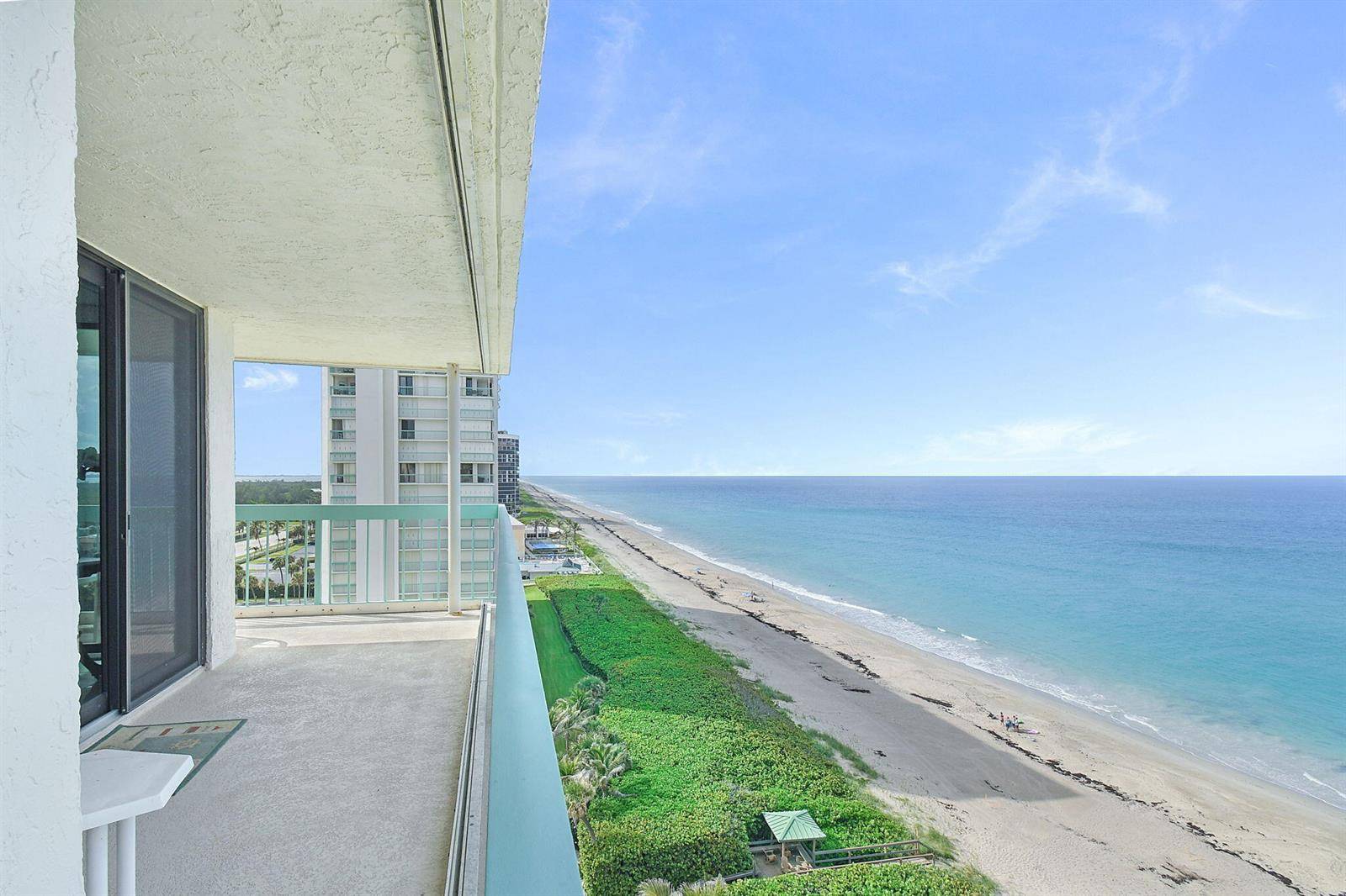 9940 S OCEANJensen Beach - OCEANA OCEANFRONT CONDOMIN condo unit 1101 - picture
