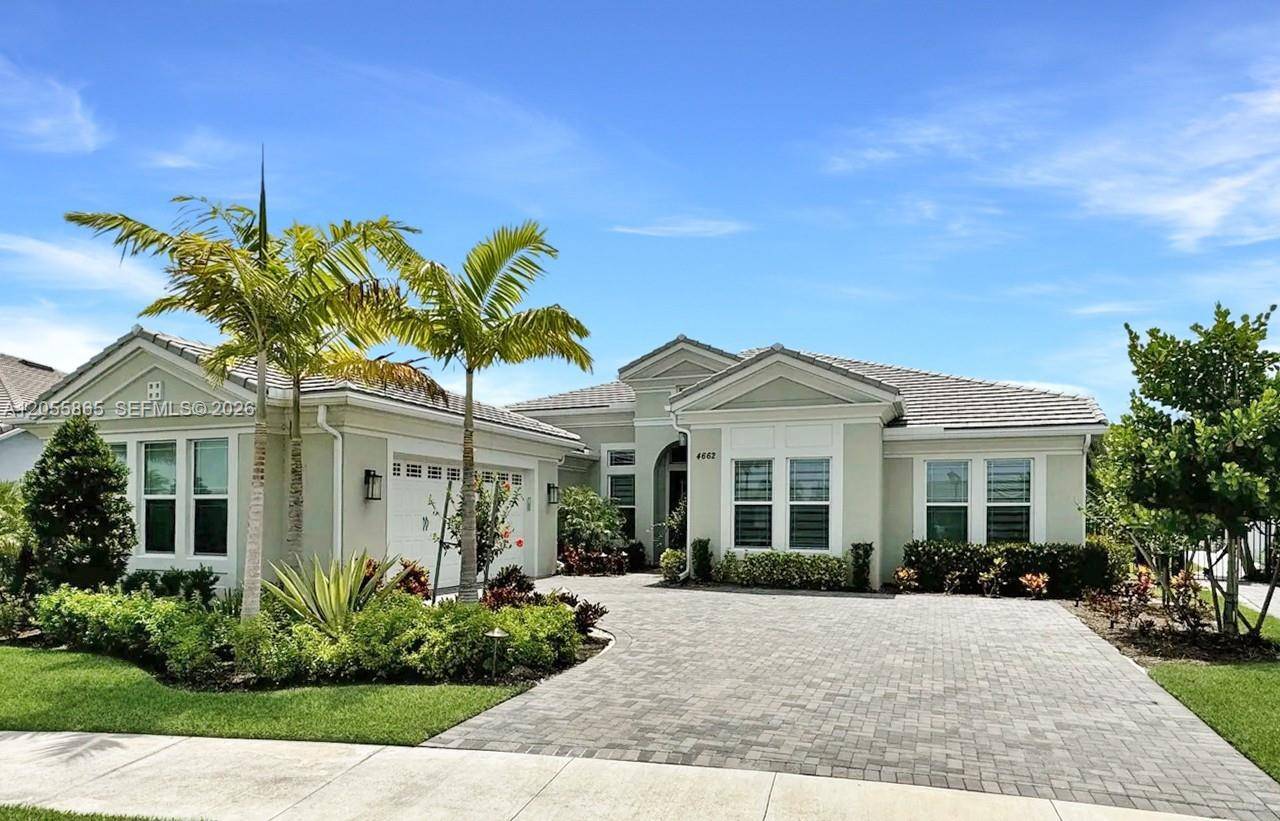 4662 Estates CirWestlake - picture
