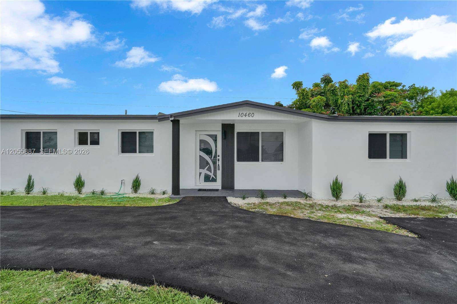 10460 SW 149 STMiami - picture